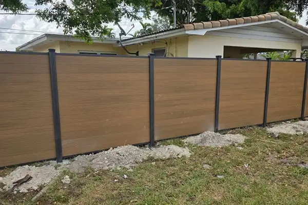 Reliable Fencing Contractors in Hialeah, FL Reliable Fencing Contractors in Hialeah, FL
